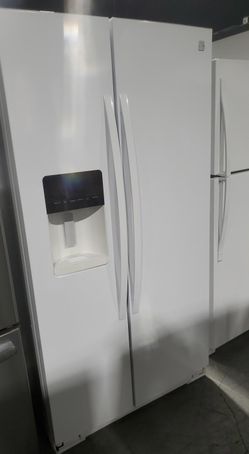 Kenmore Side By Side White Refrigerator
