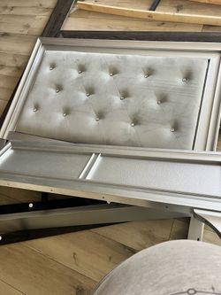 Full bed frame