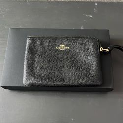 Coach Wristlet Wallet 