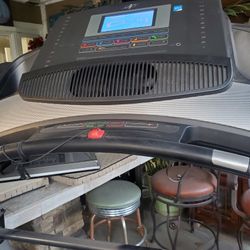 NordicTrack Elite 3750 Treadmill 