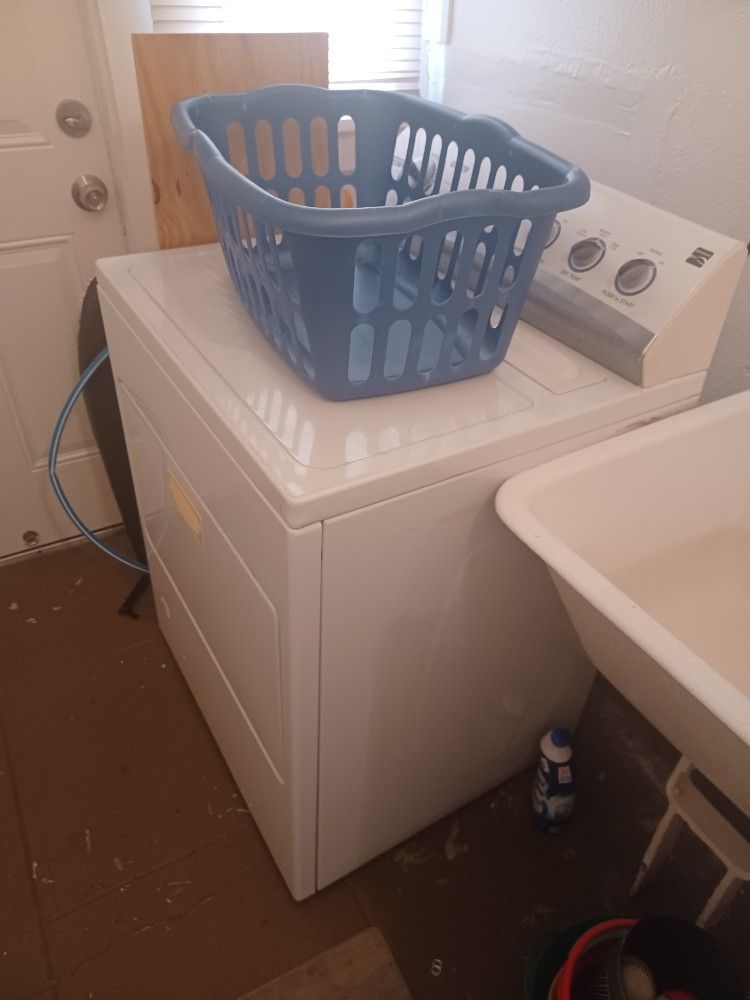 washer and gas dryer
