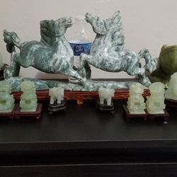 Jade Fighting Horses 