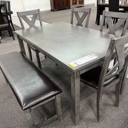 Bonito Comedor De Madera Nuevo En Su Caja 