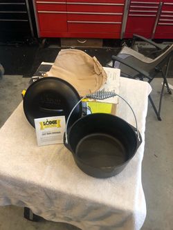 Lodge Cast Iron Dutch Oven with Lid