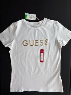 Playera Guess Blanca Para Mujer Con Logo Dorado - Talla M (Nueva con Etiquetas