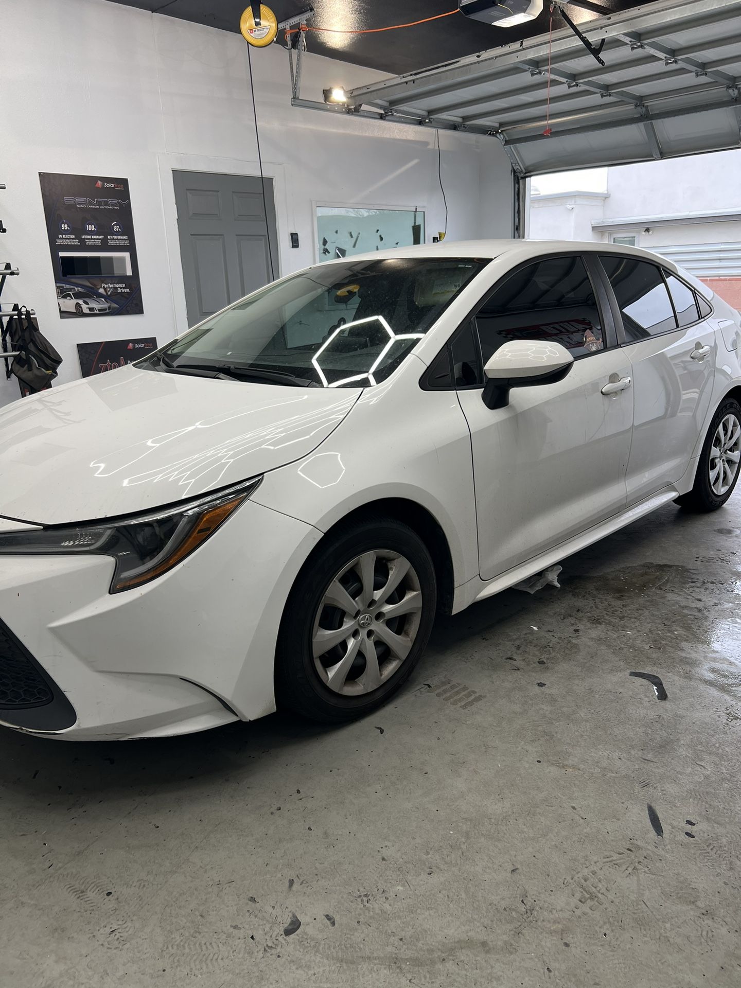 Tint 🚗