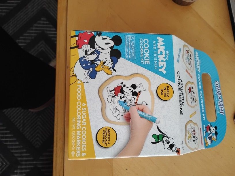 Mickey And Friends Color A Treats