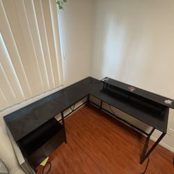 L-Shaped Amazon Office desk