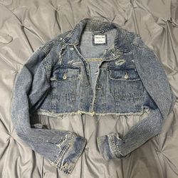  Cropped Vintage Denim Jacket 