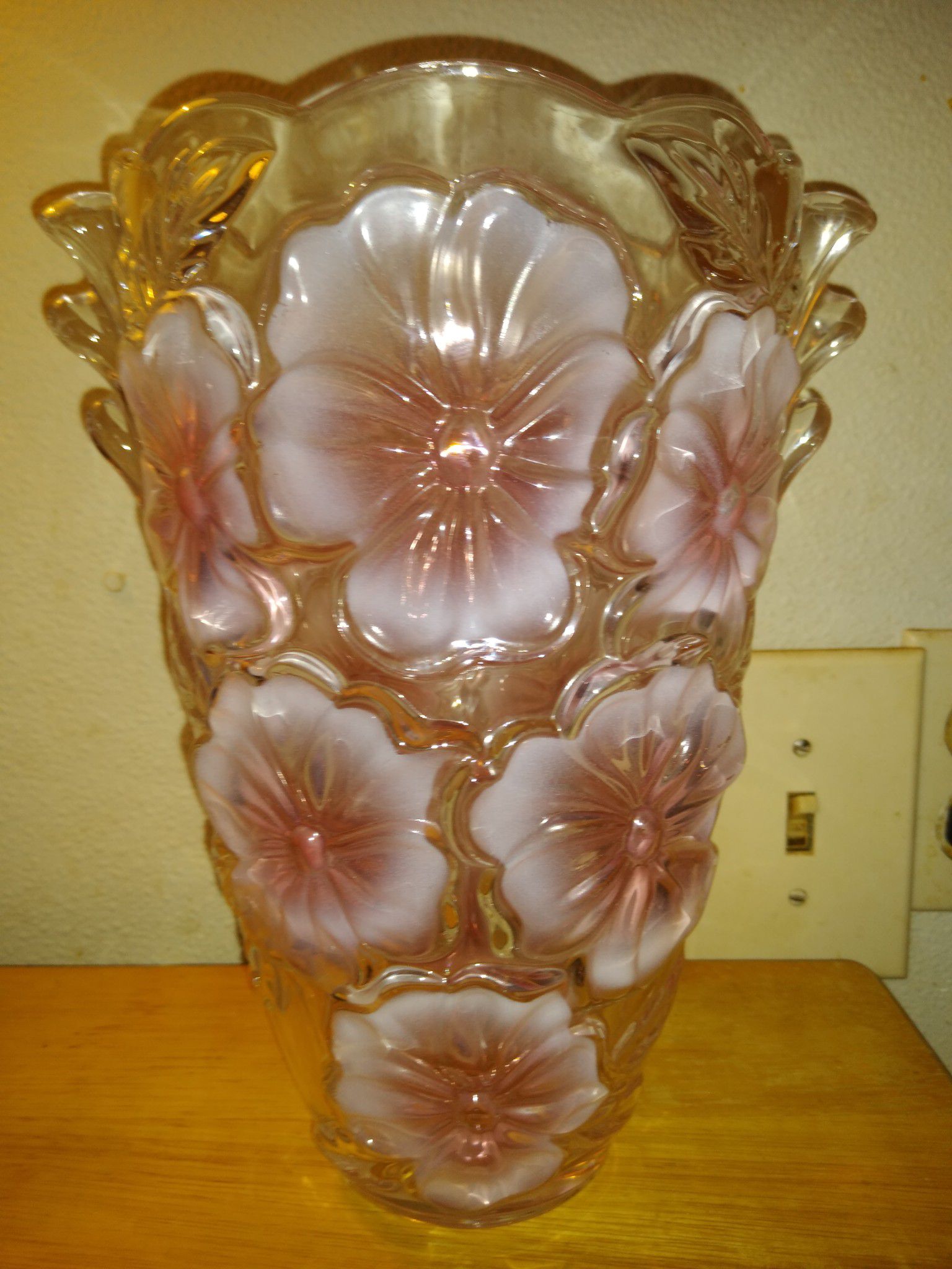 Vintage Studio Nova Glass Pink Flower Vase