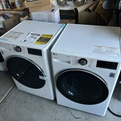 Lg 24” Washer Dryer Set Electric Ventless Dryer 220 V 