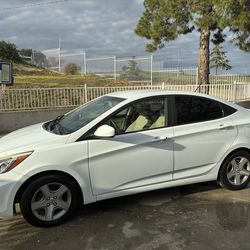 2016 Hyundai Accent