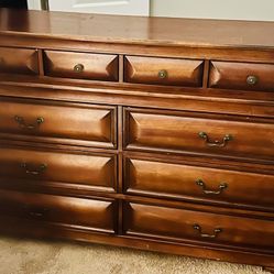 Beautiful Solid Wood Vintage Dresser 