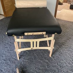 30” Earthlite Massage Table With Head Rest & Roller (no Cover)
