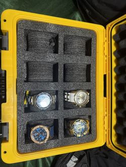 8 Watch Invicta Case With 4 Watches