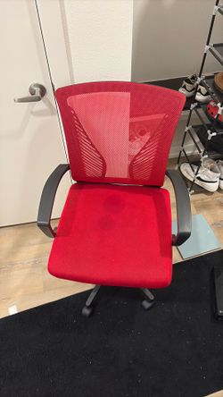 Rolling chair