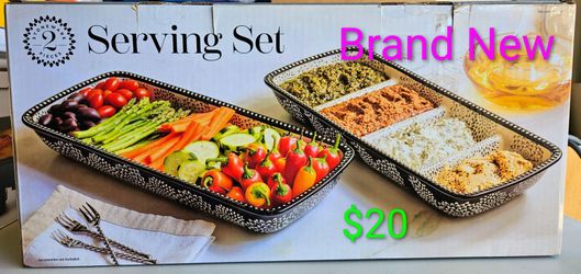 New Serving Trays, Set of 2 - $20
