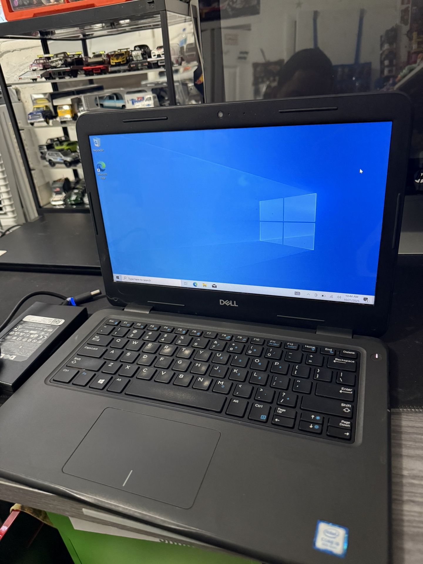 Laptop Computer Dell Latitude 