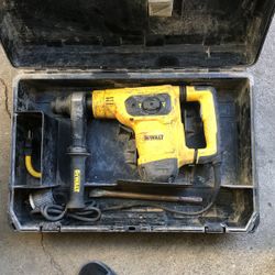 Dewalt D25481  SDS Max 1-9/16 Demolition Rotary Hammer