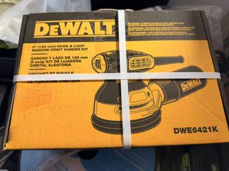 NEW 2018 DEWALT SANDER $50