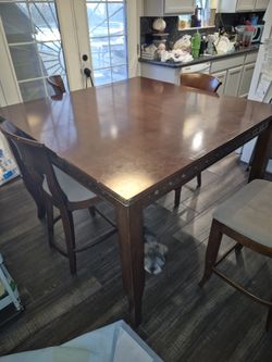 Dining Room Table And Chair