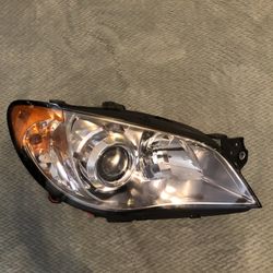 2006 Subaru WRX Right (passager Side) Head Light