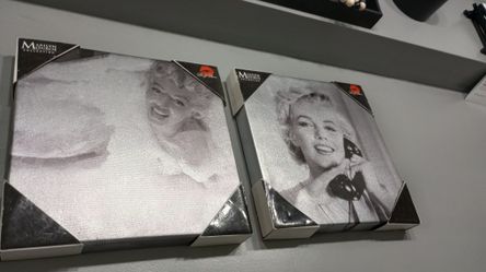 Picture Frames (Marilyn Monroe Collection). 1604 & Marbach)