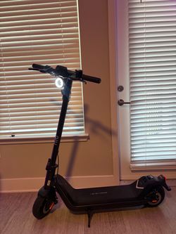 NIU KQi3 Pro Electric Scooter