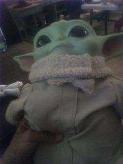 11 yoda vinyl plush