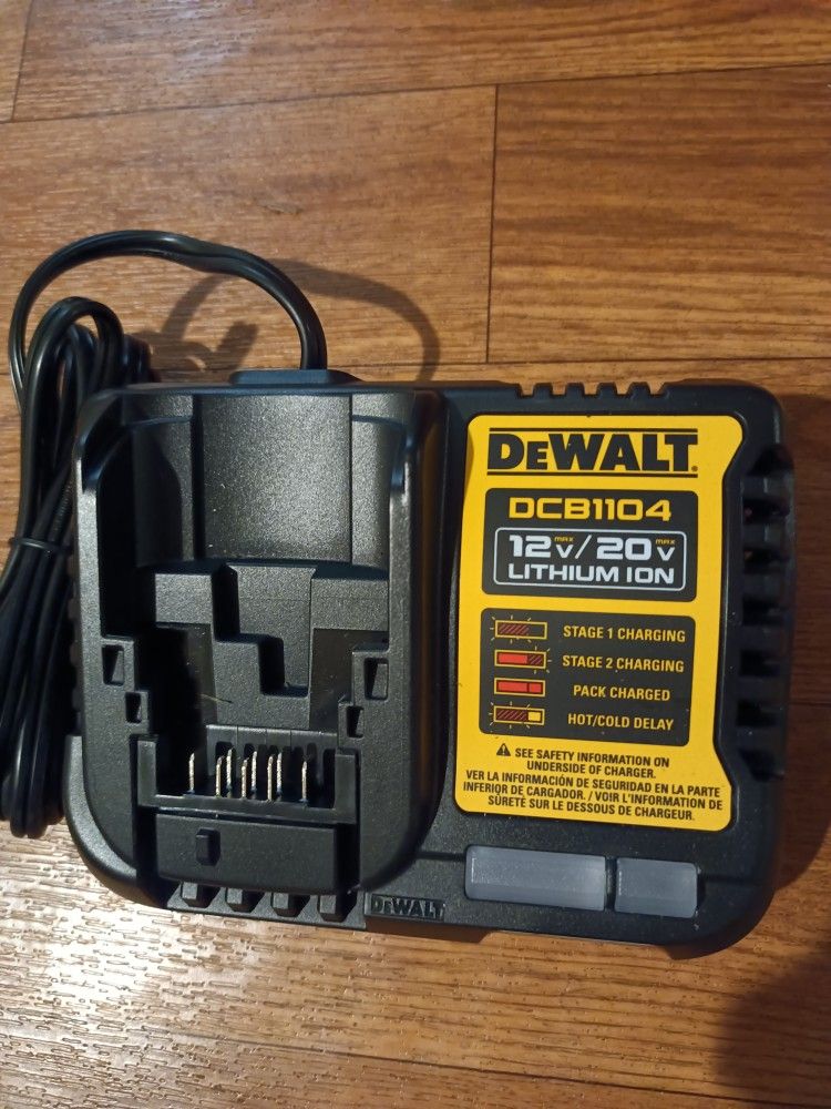 Dewalt Charger 4 Amp