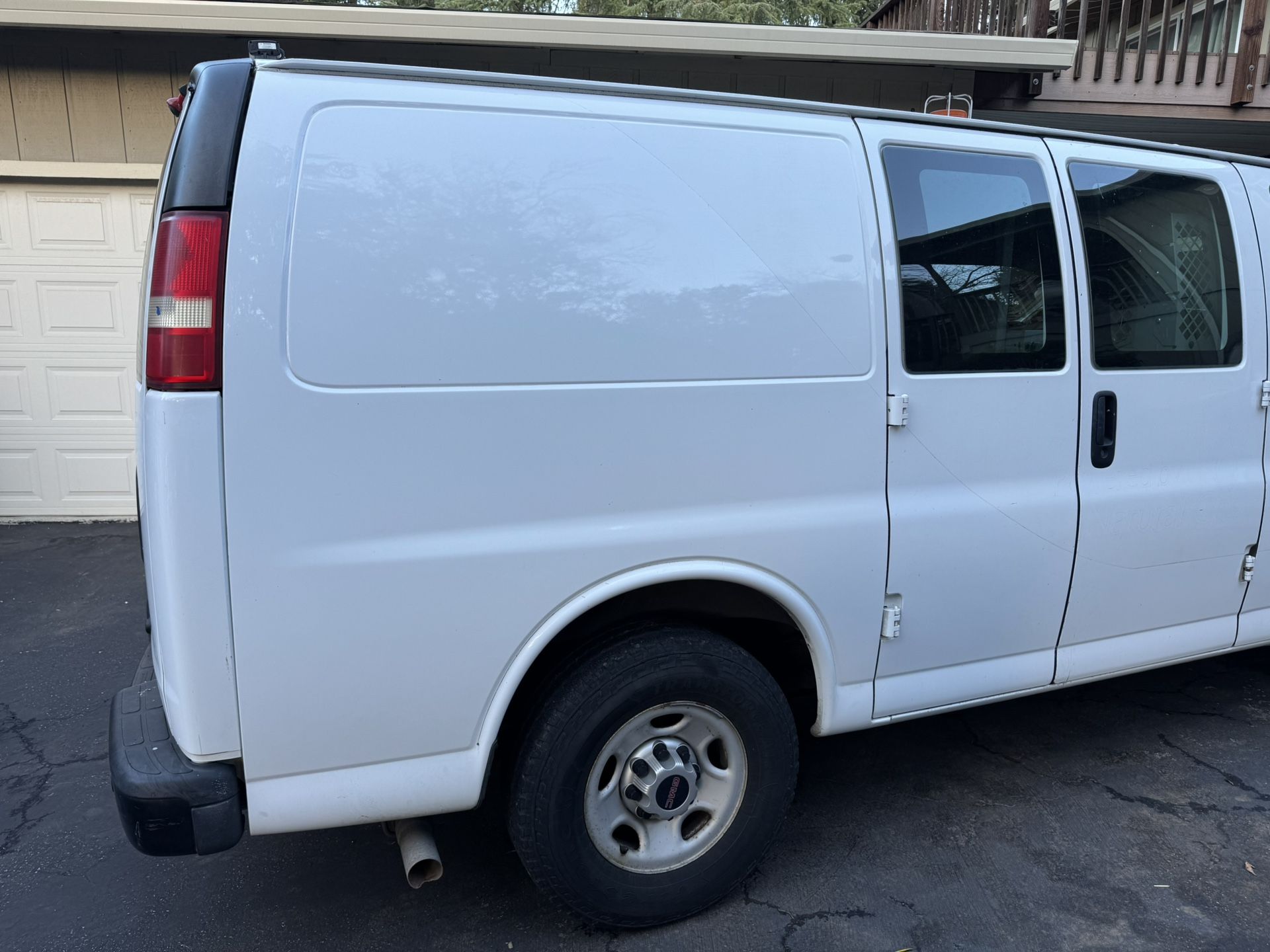 2015 GMC Savana 2500