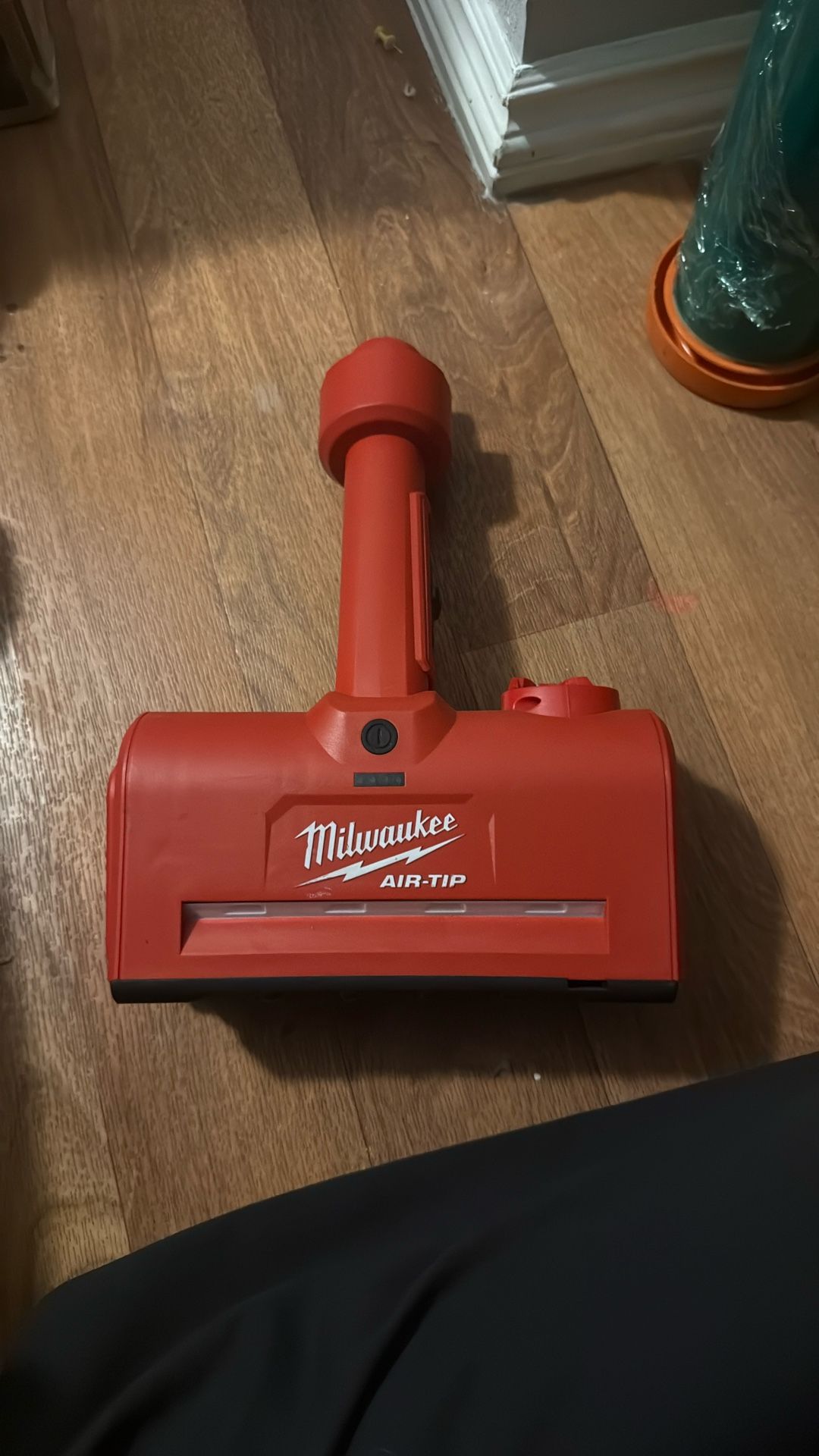 Milwaukee M12 Air Tip