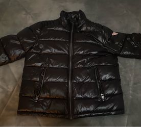GUESS PUFFER