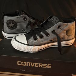 Converse boys size 10.5