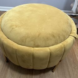 Ottoman With Storage 