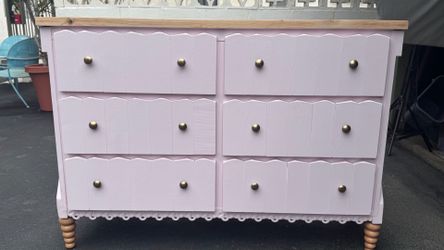 Beautiful refinished dresser ( light pink)