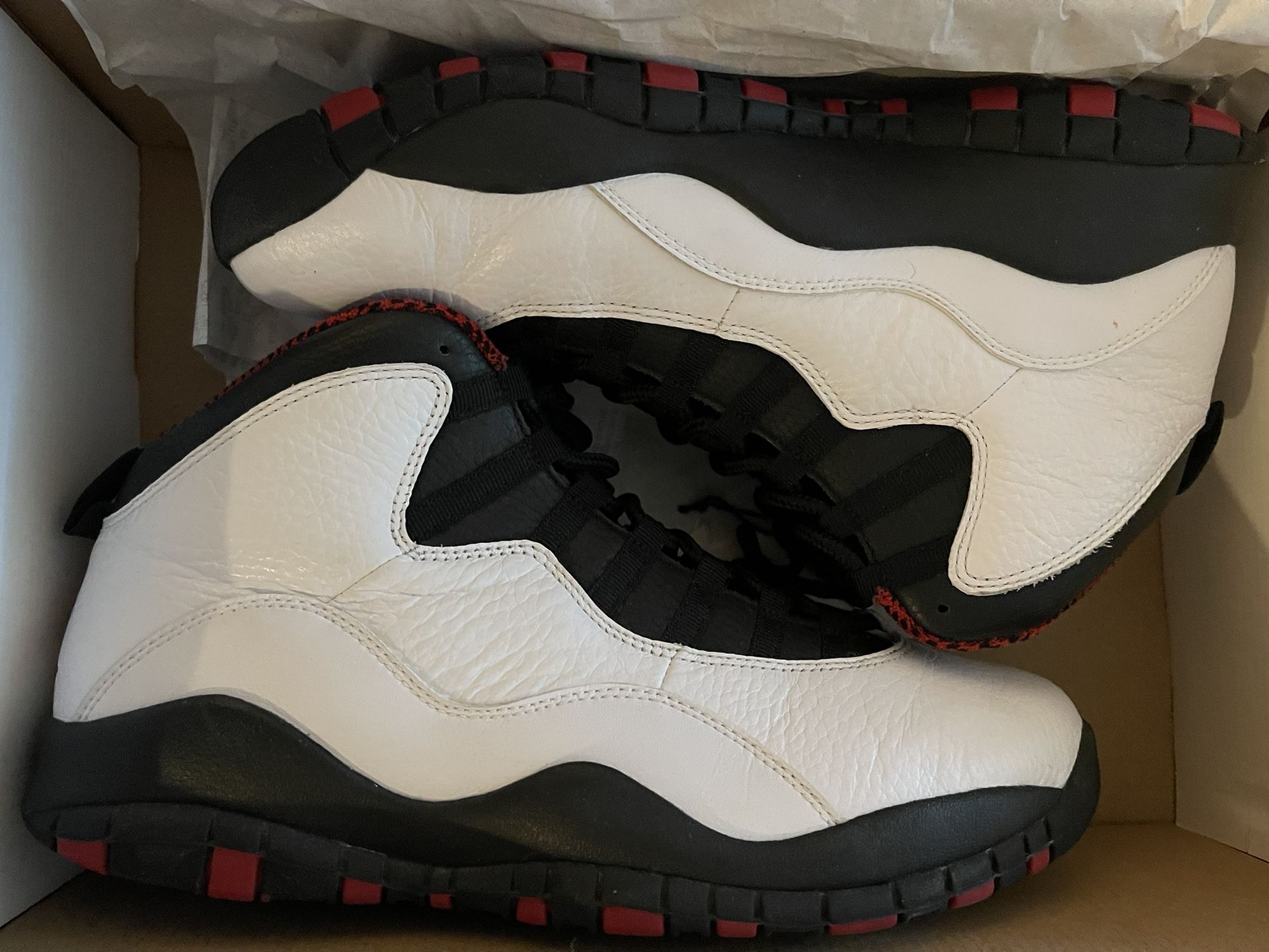 Men’s Retro Jordan X Chicago 10 Size 10
