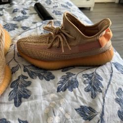Yeezy Boost 350 V2 Clay