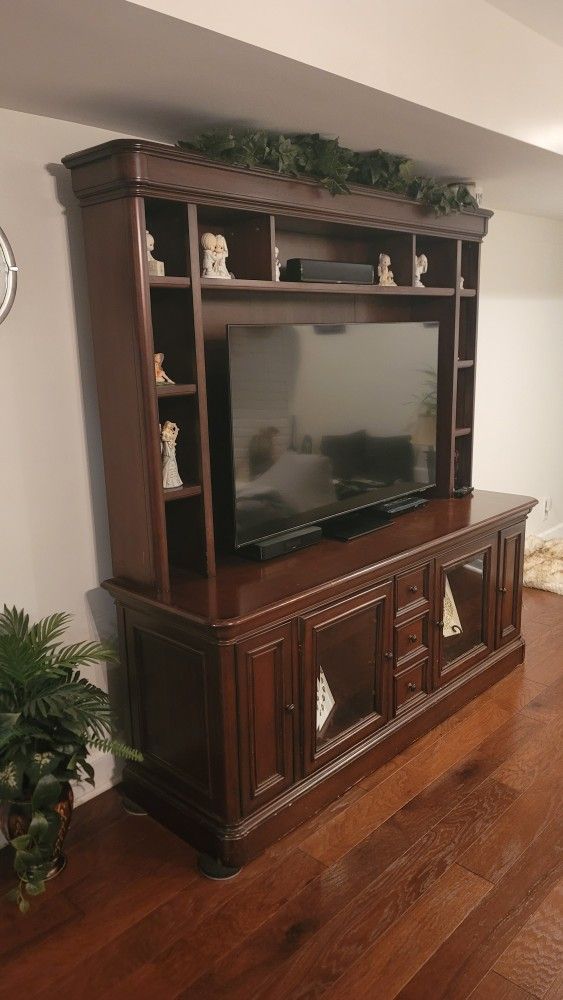 Entertainment Center 