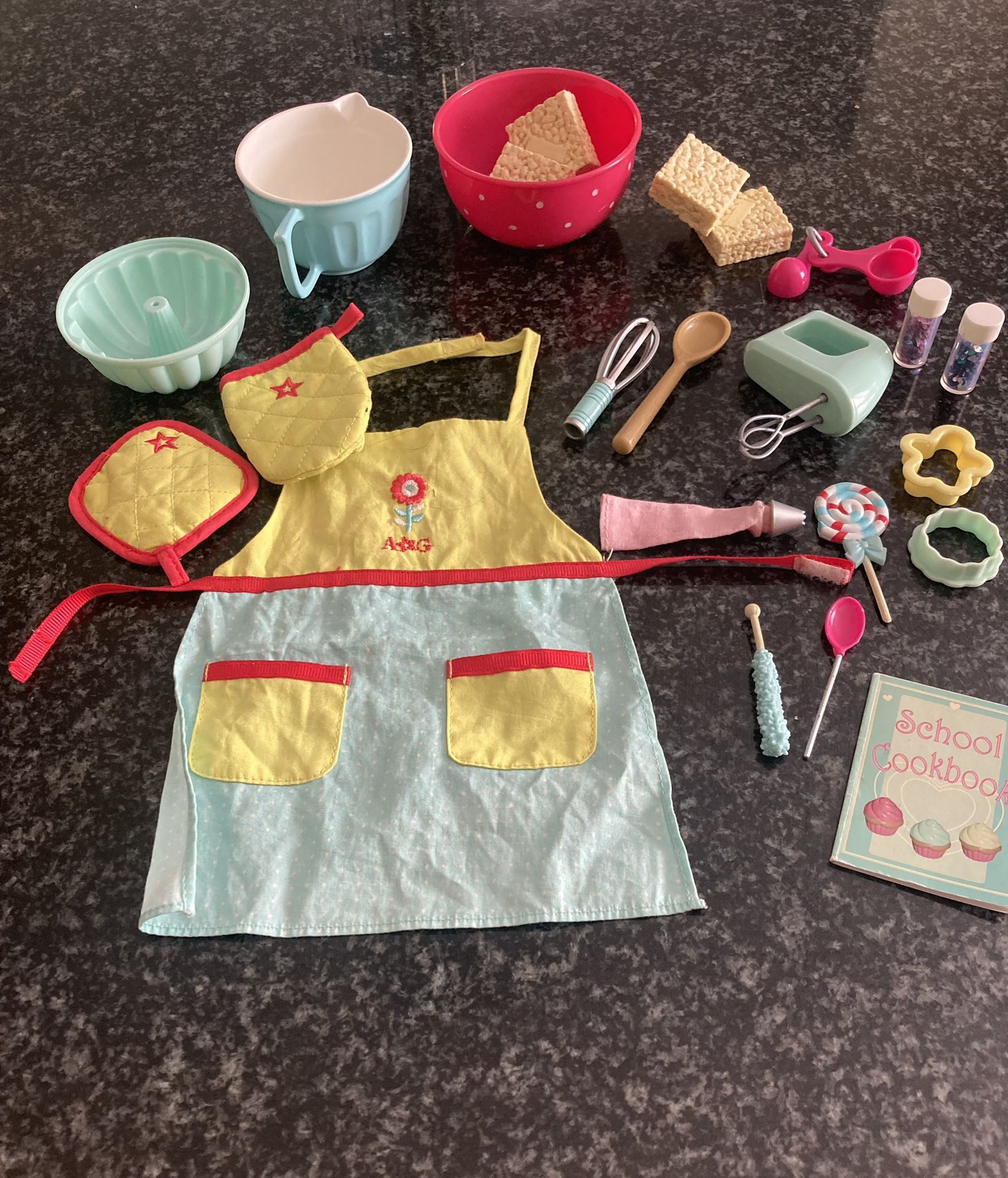 21 Piece American Girl Doll Baker Set