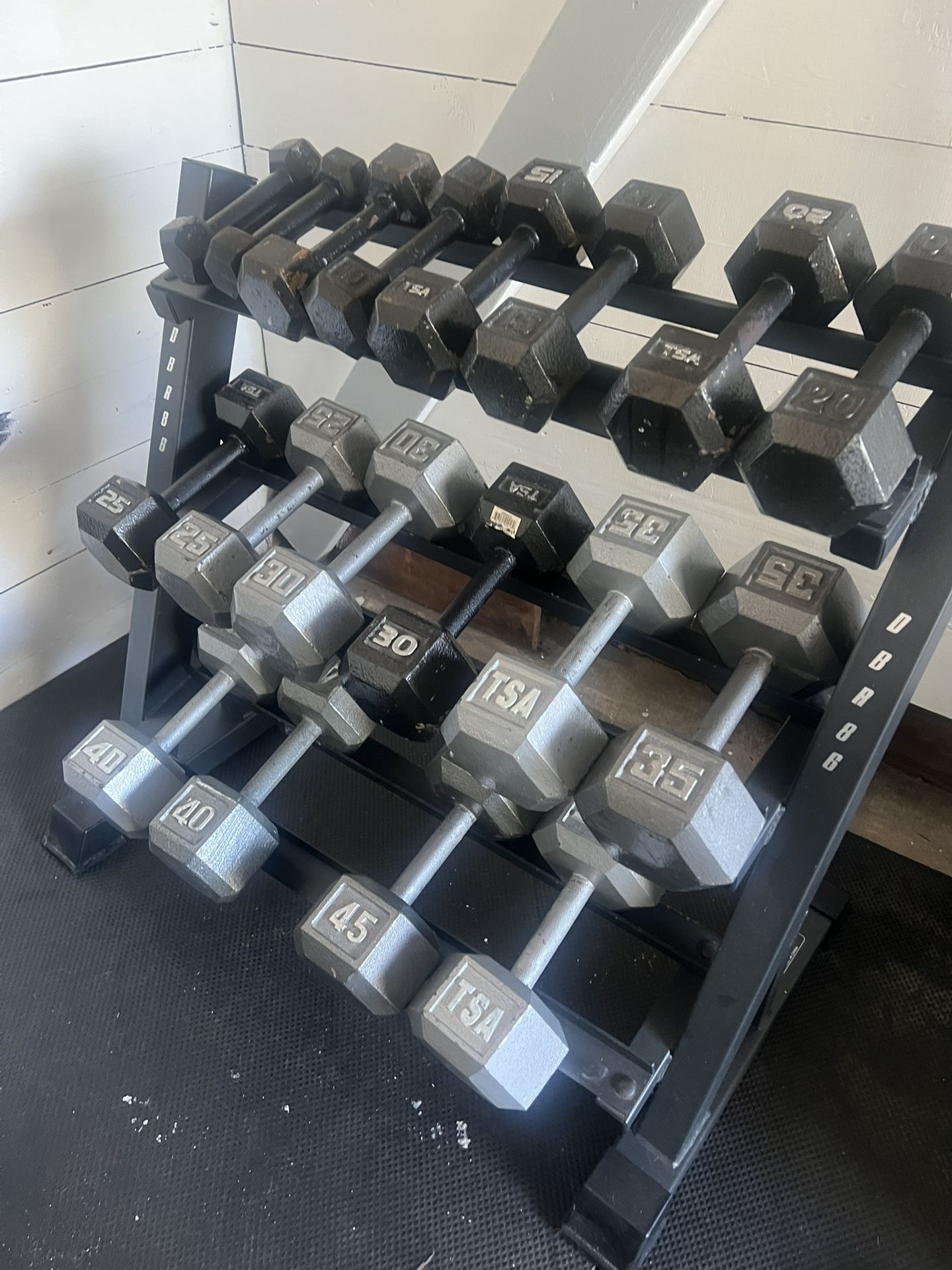 Dumbbells And Storage Rack 