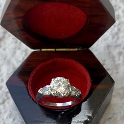 Vintage Diamond Engagement Ring
