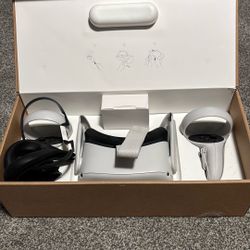 Brand New Oculus Quest 2