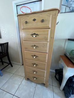 Dresser chest clothes organizer
