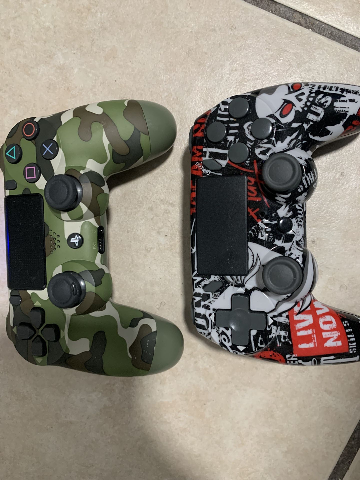 2 PS4 Controllers