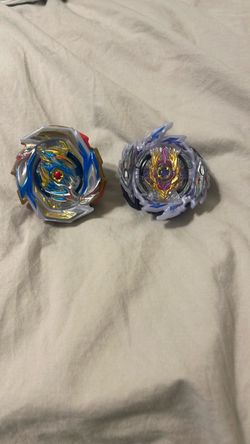 Beyblade Burst Spinning Tops Set of 2