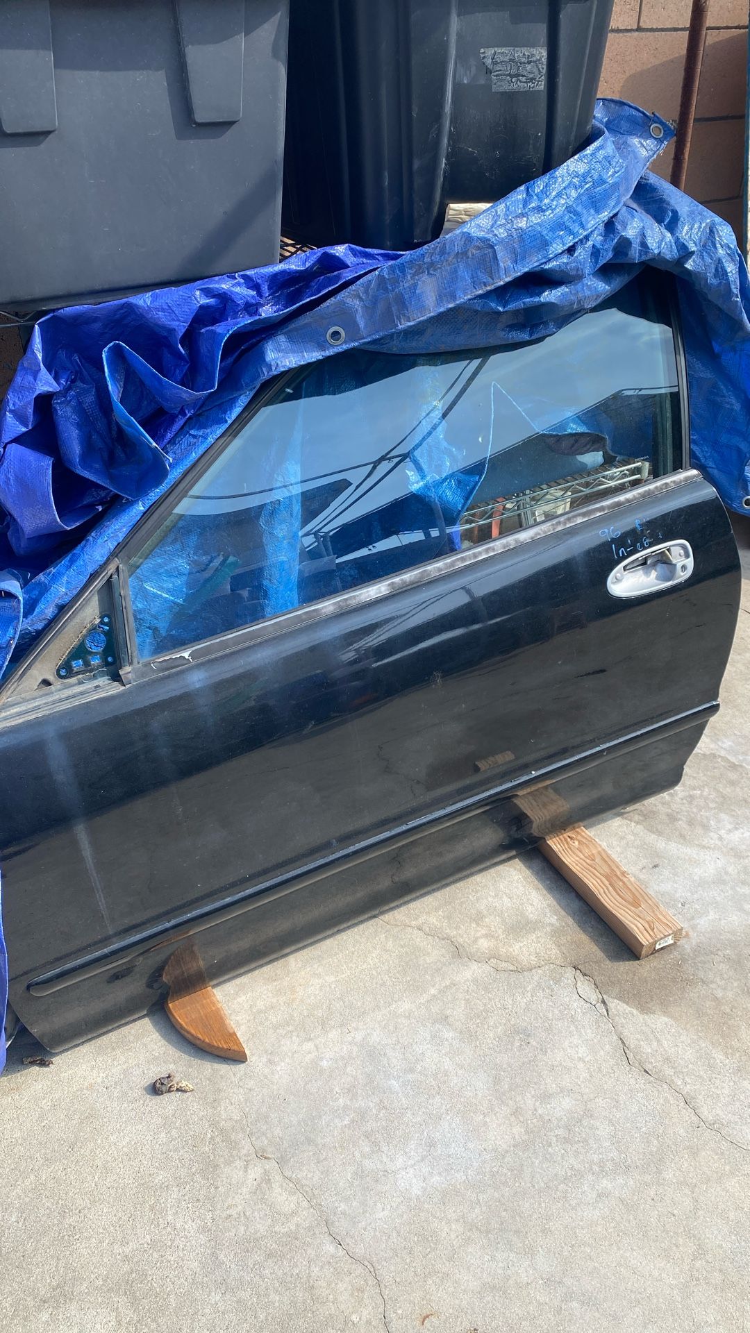 Acura Integra Driver Side Door Complete
