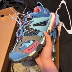 Size 41 Tracks