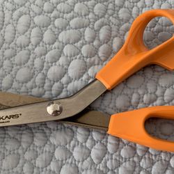 Fiskars Stainless Pinking Shears