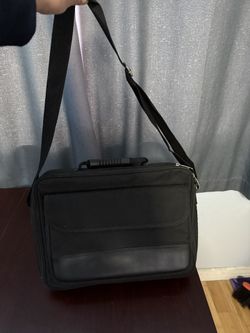 Laptop Bag Very Good Condition 
